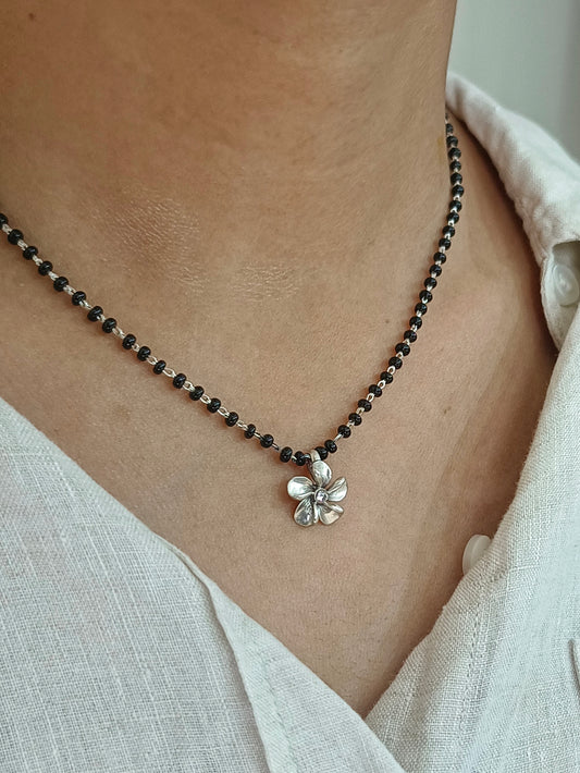 Love in bloom Mangalsutra
