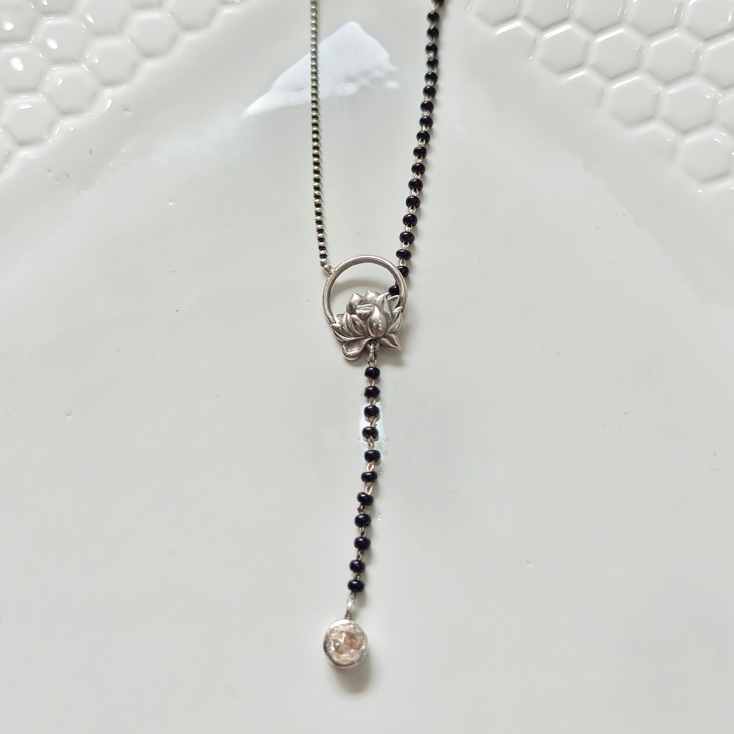 Kumud Mangalsutra