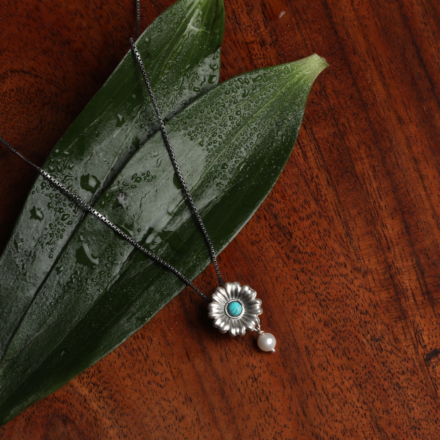 Calendula Bloom Necklace