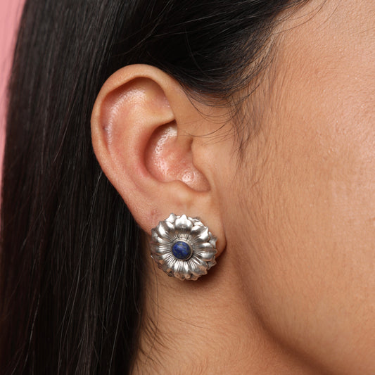 Blue Lily Earstuds
