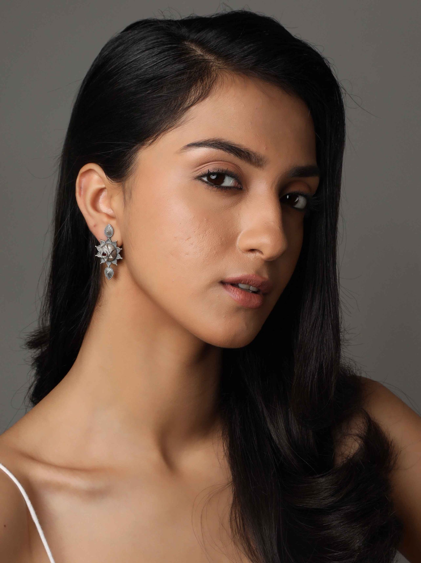 Yogini Anahata Earstuds