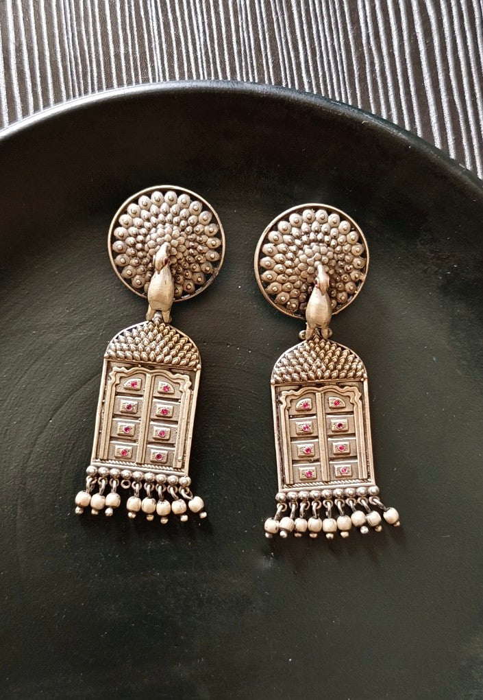 Darwaza Earrings