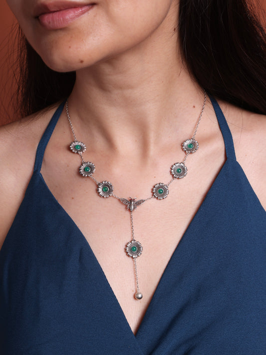 Buzzing Blossom Necklace
