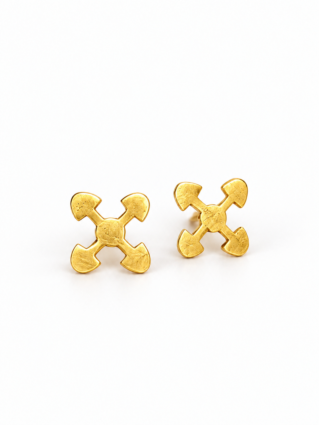 Linked Hearts Earstuds Gold Plated