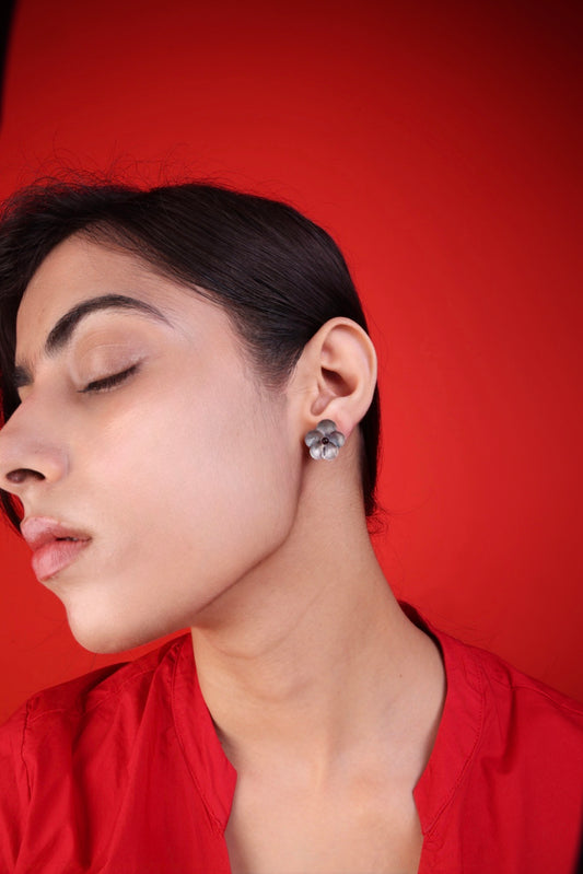 African Violet Earstuds