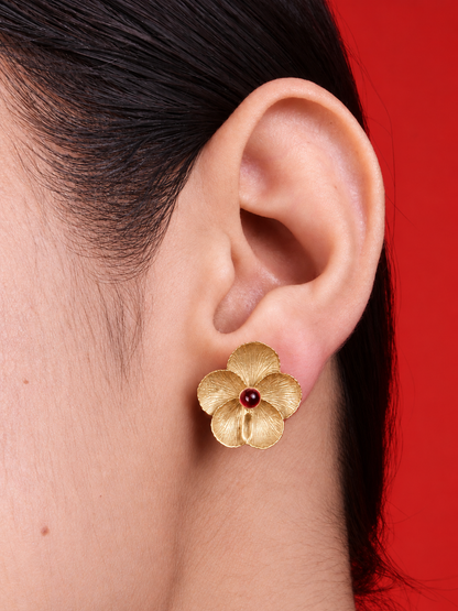 African Violet Earstuds Gold Plated