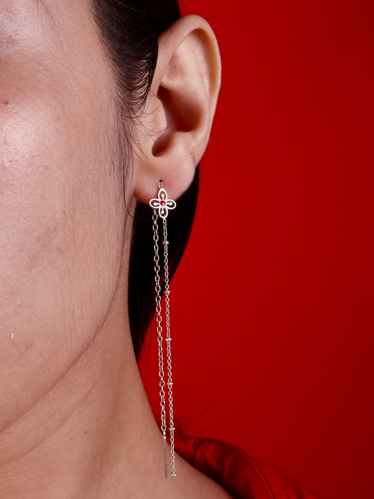 Bese Saka Suidhaga Earrings