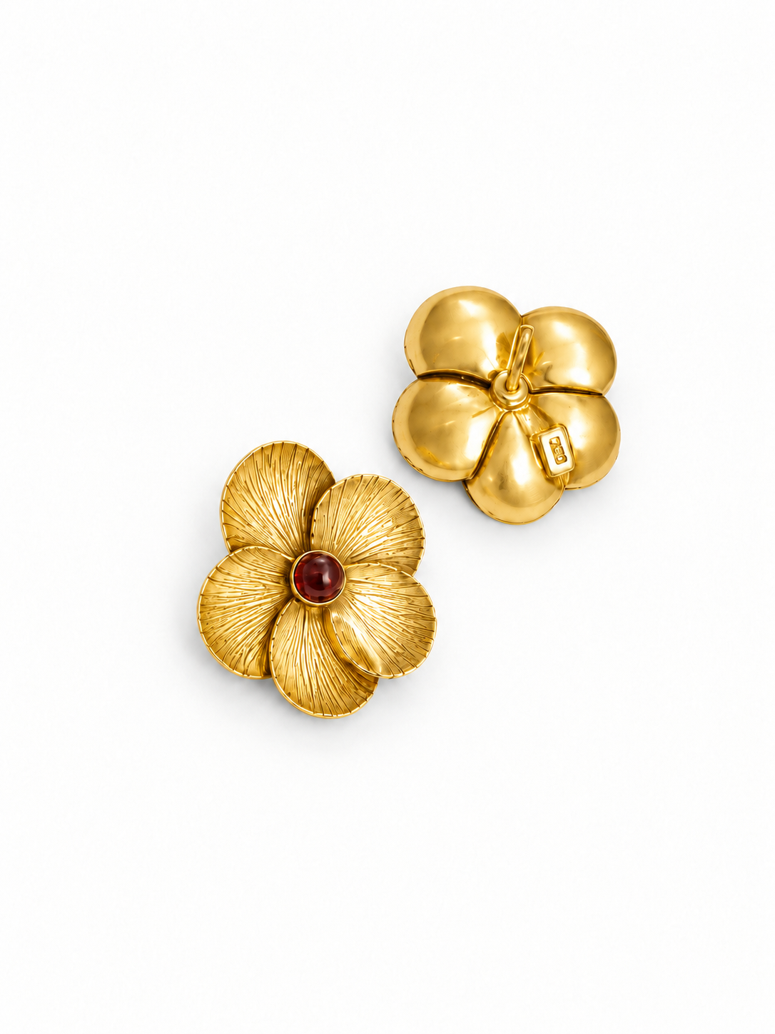 African Violet Earstuds Gold Plated