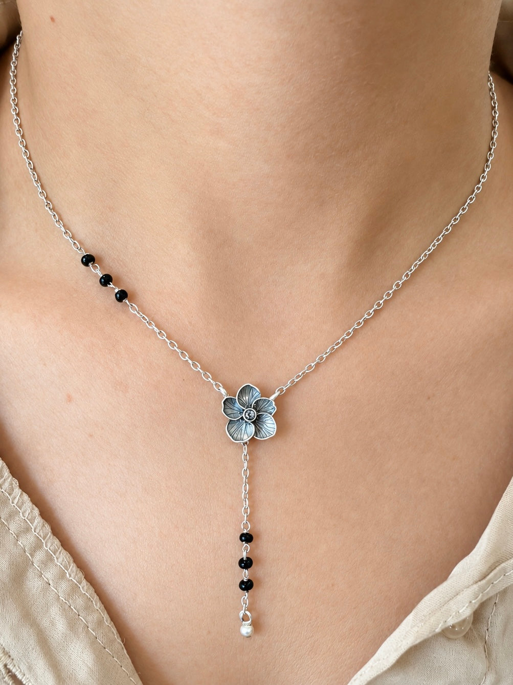 Midnight Bloom Mangalsutra