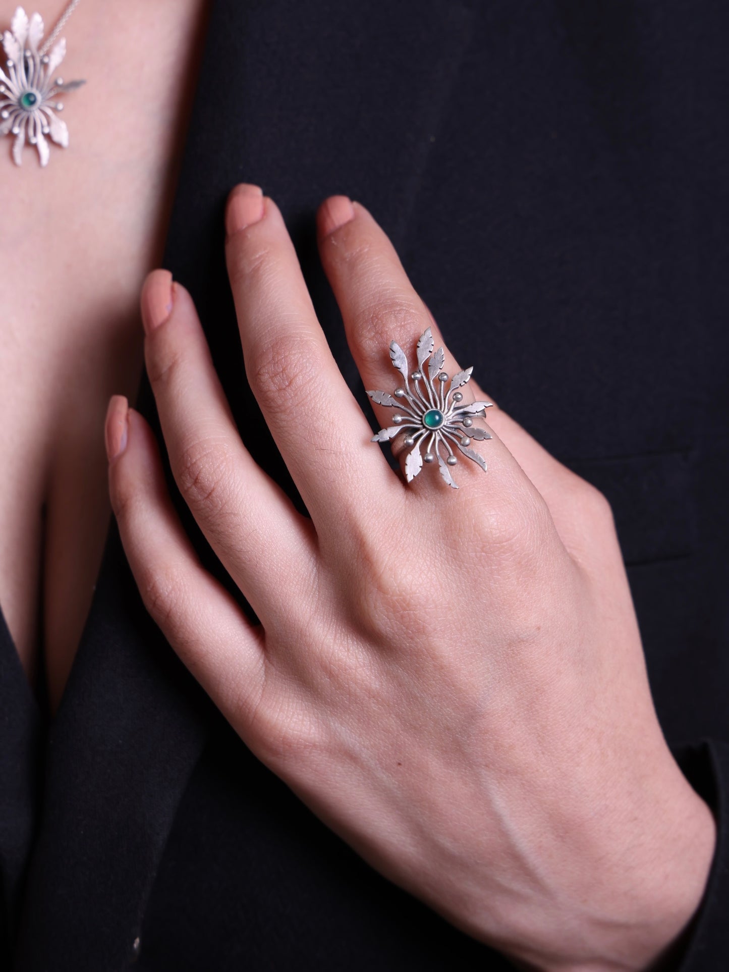 Palm Ring