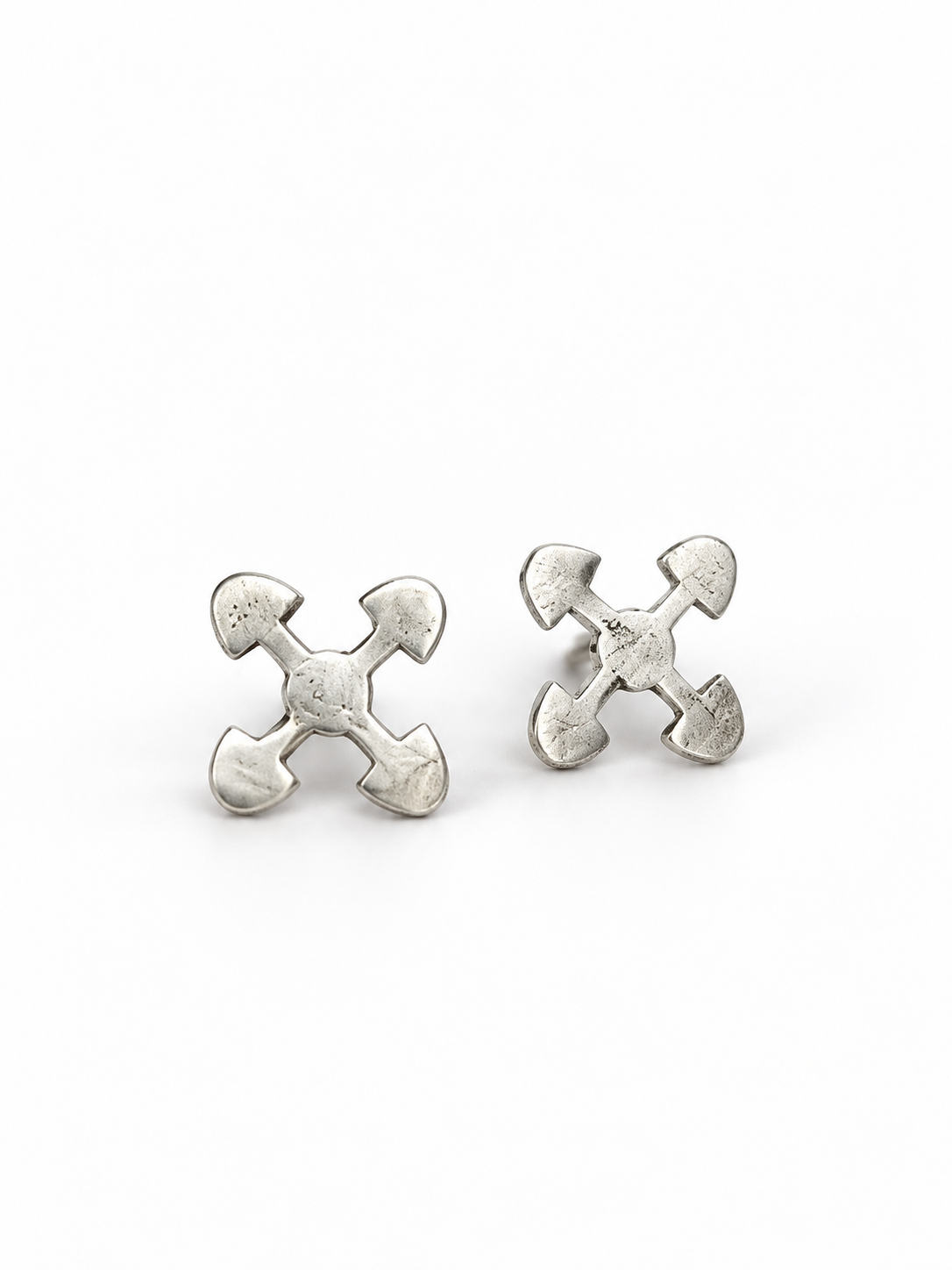 Linked Hearts Earstuds