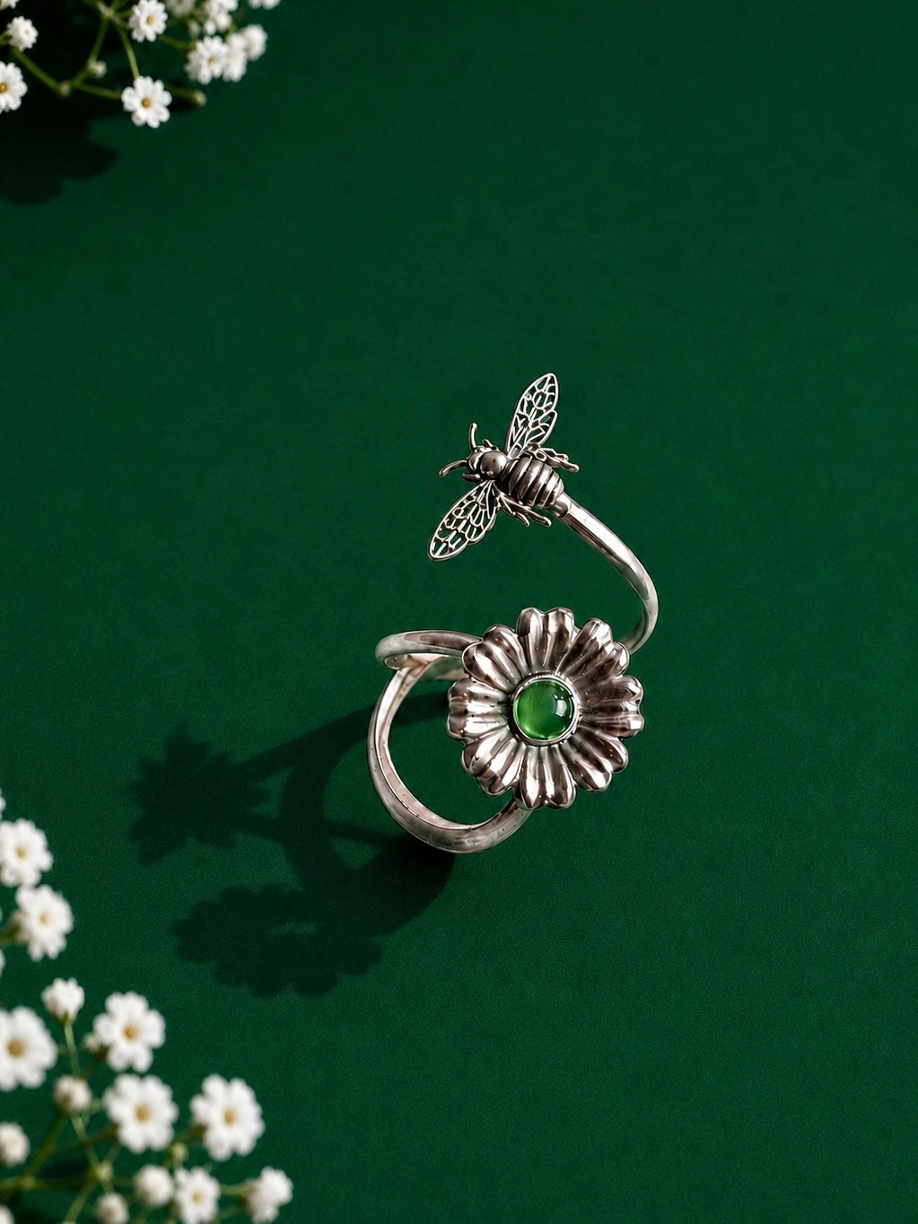 Buzzing Blossom Ring