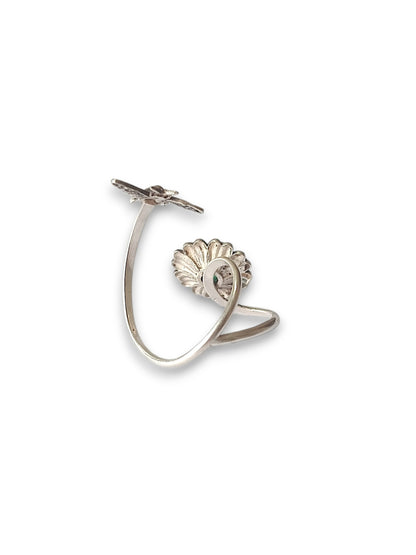 Buzzing Blossom Ring