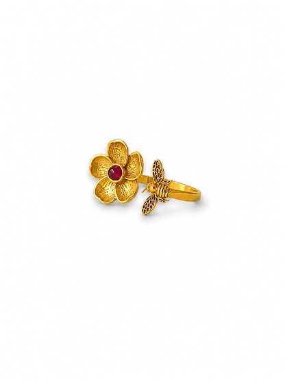 Wild Flower and Bee Ring Gold Plated