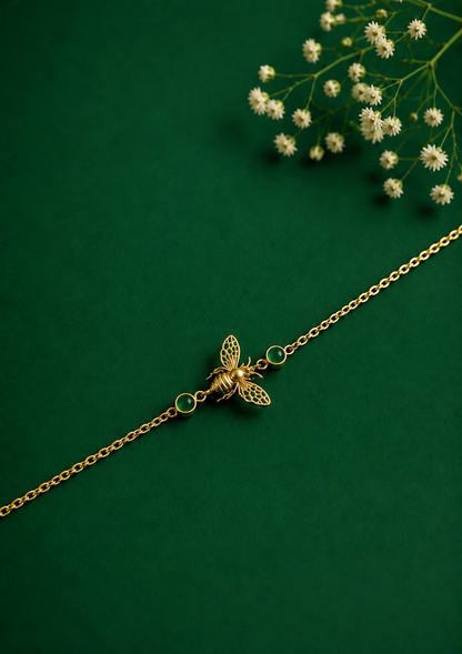Aura Bee Chain Bracelet Gold Plated