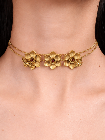 Three Blossoms Necklace Gold Plated