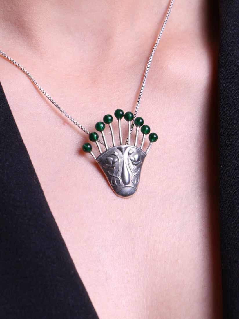 Quiver Necklace
