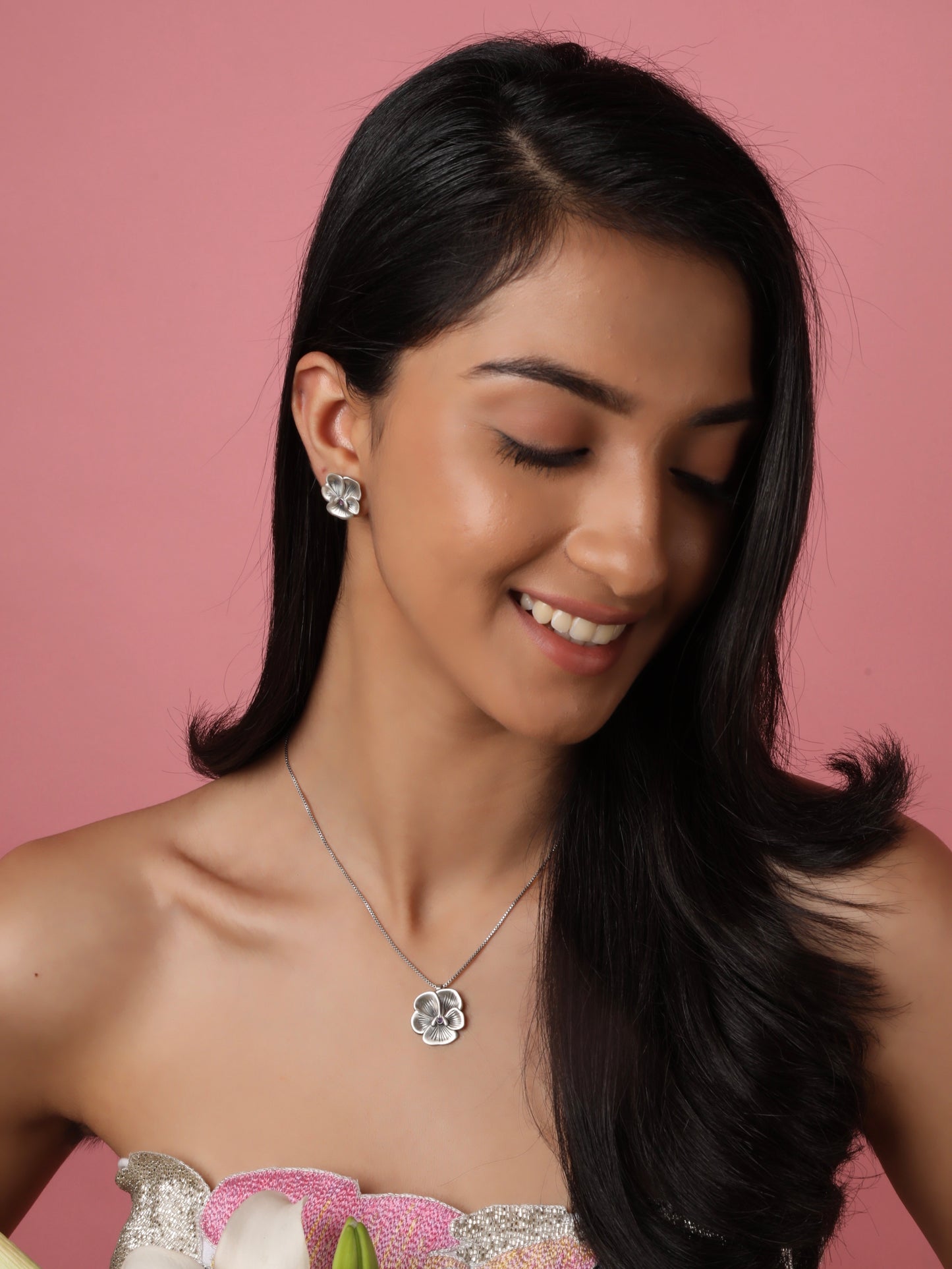 Love of Lilac Necklace
