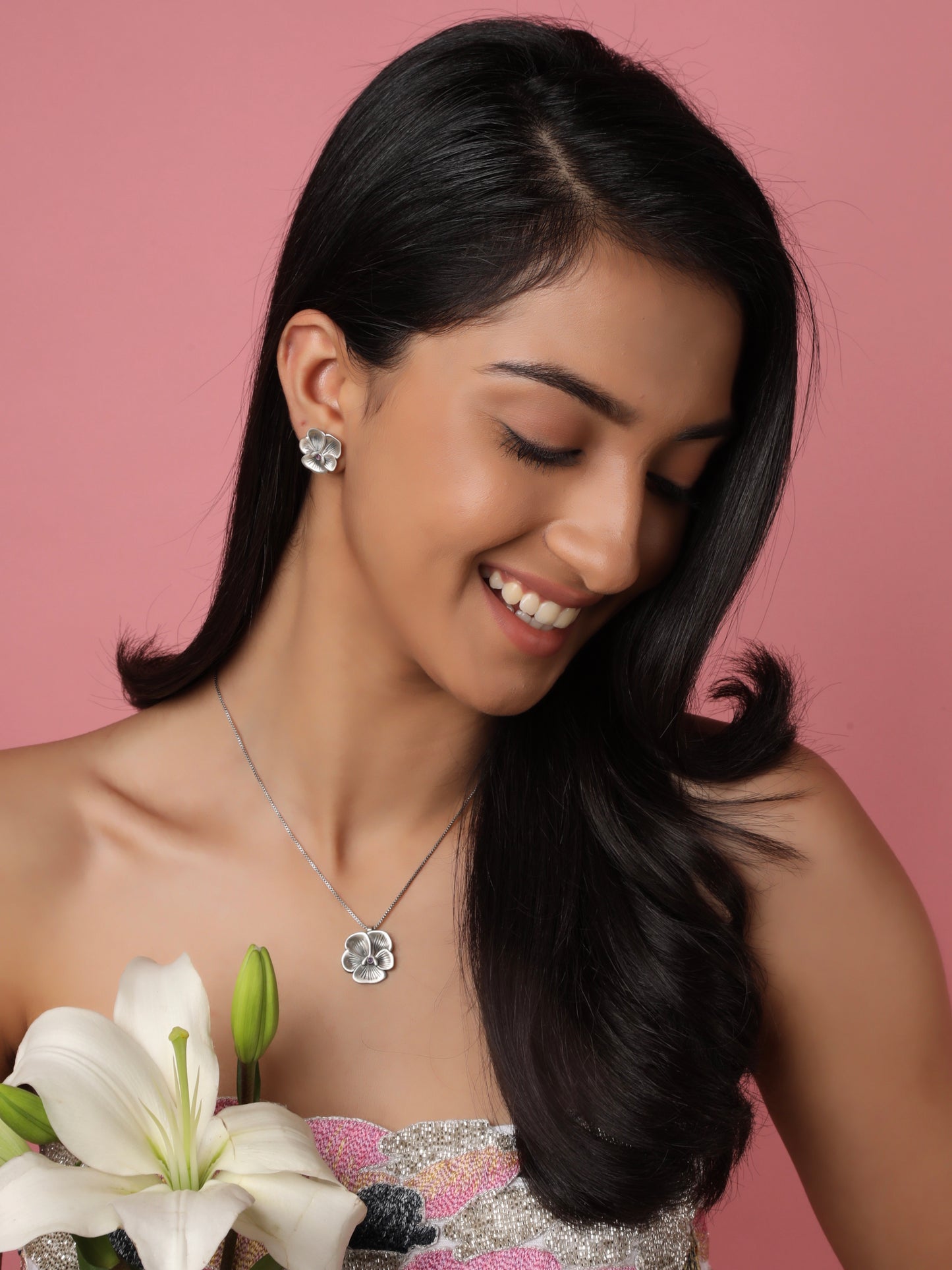 Love of Lilac Necklace